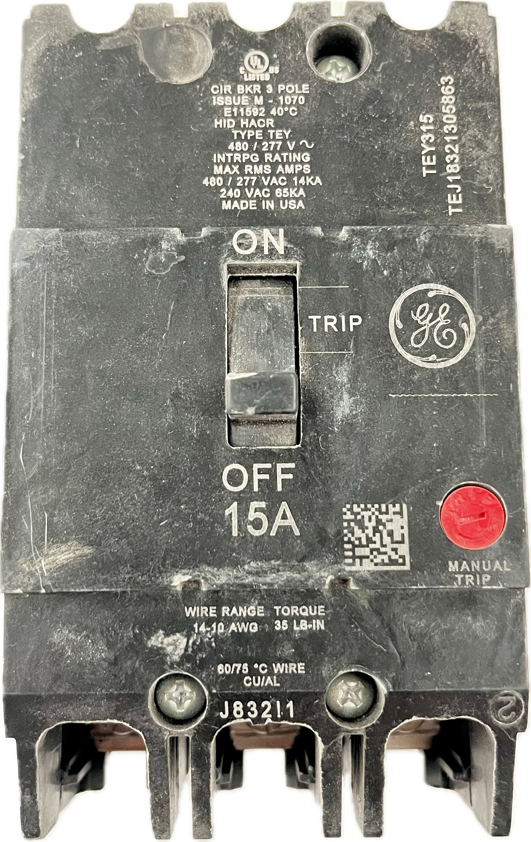 Featured image for “TEY 315 Interruptor Atornillable 3P 15A GE”